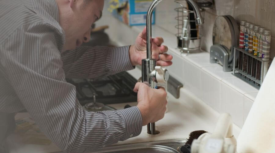 Professional sink repair in Yorkville, CA